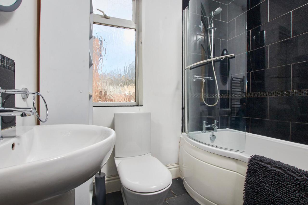 Stylish 2 Bedroom Flat - Close To Newcastle City Centre Ґейтсгед Екстер'єр фото